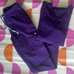 FIGS Women’s Eggplant Cargo Scrubs with Double-Pocket Top